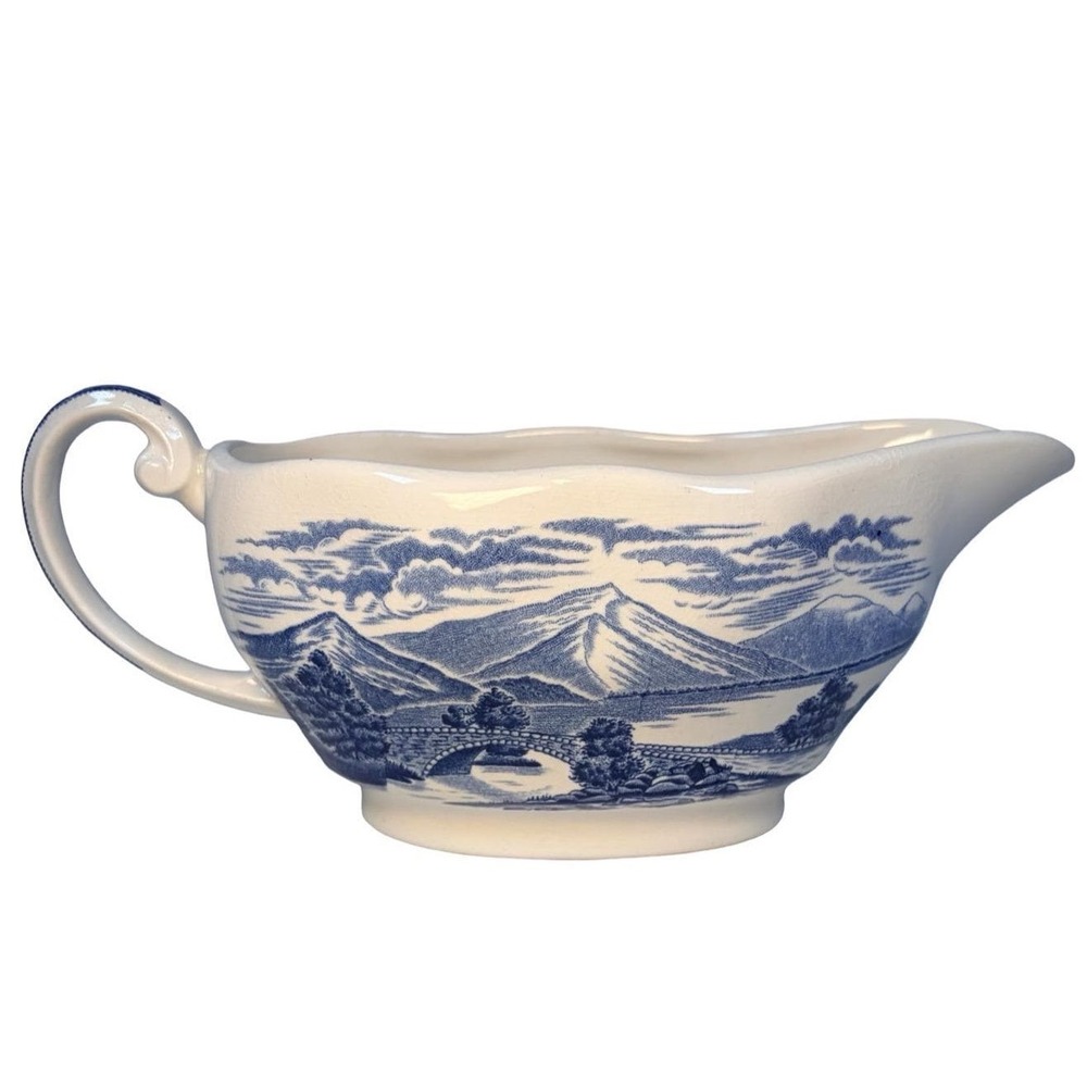 Royal Warwick Loch Maree Gravy Boat Lochs of Scotland Blue White England MCM - Picture 1 of 14